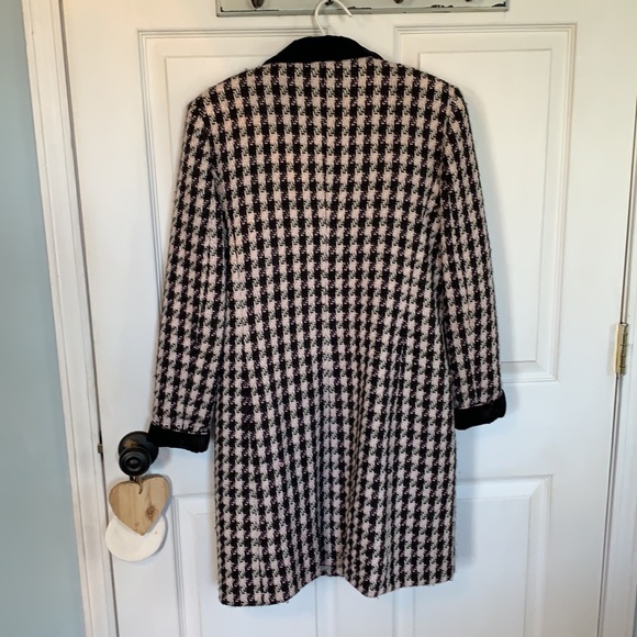 SOLD! Lovely houndstooth overcoat dress coat wool blend tweed black white pink 4 - Picture 10 of 15
